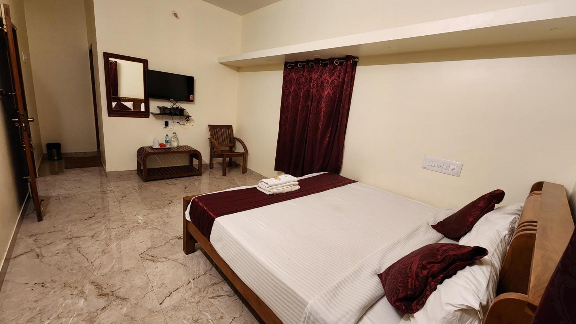 Bairava Bliss Inn Rāmeswaram エクステリア 写真