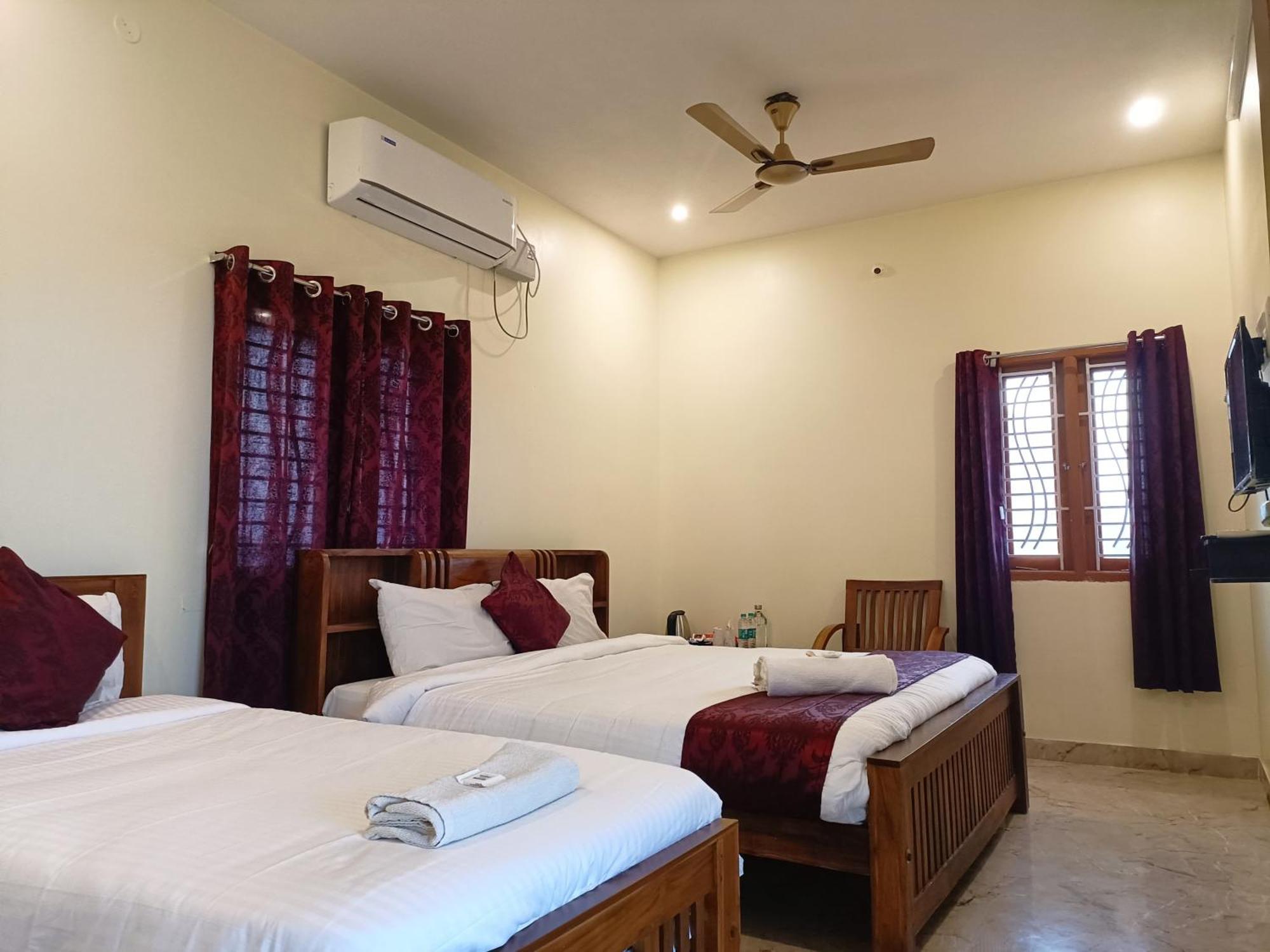 Bairava Bliss Inn Rāmeswaram エクステリア 写真