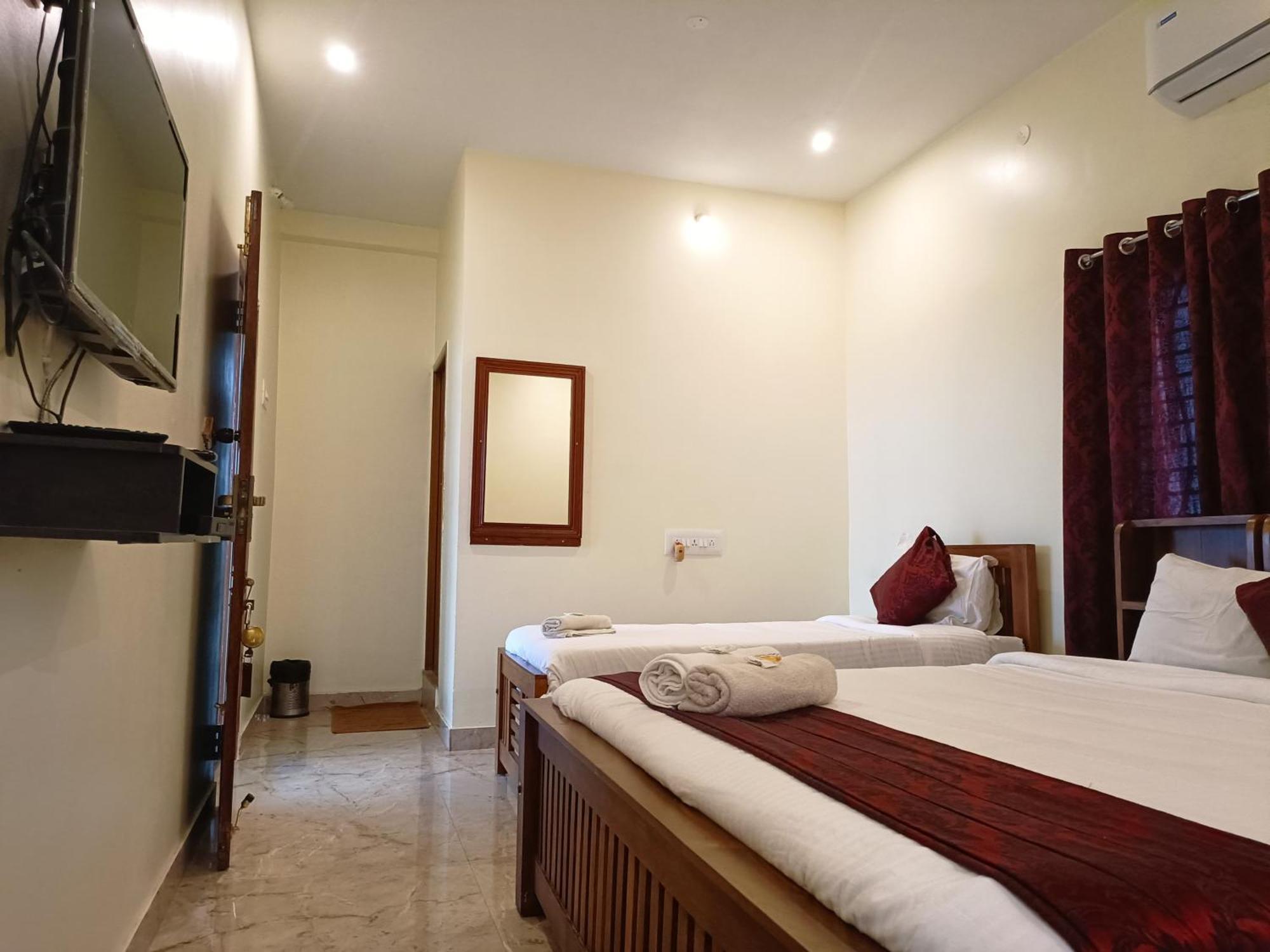 Bairava Bliss Inn Rāmeswaram エクステリア 写真