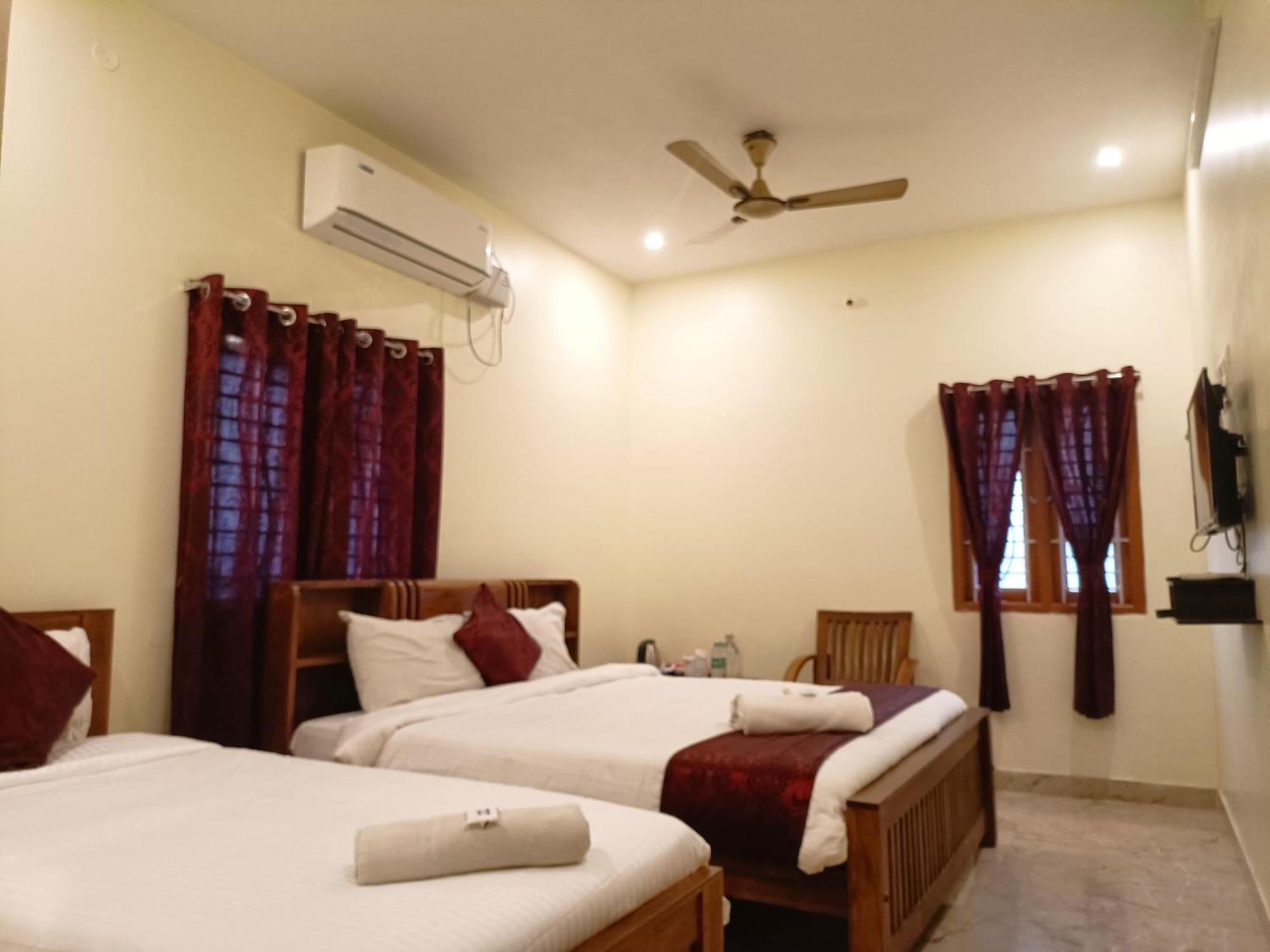 Bairava Bliss Inn Rāmeswaram エクステリア 写真